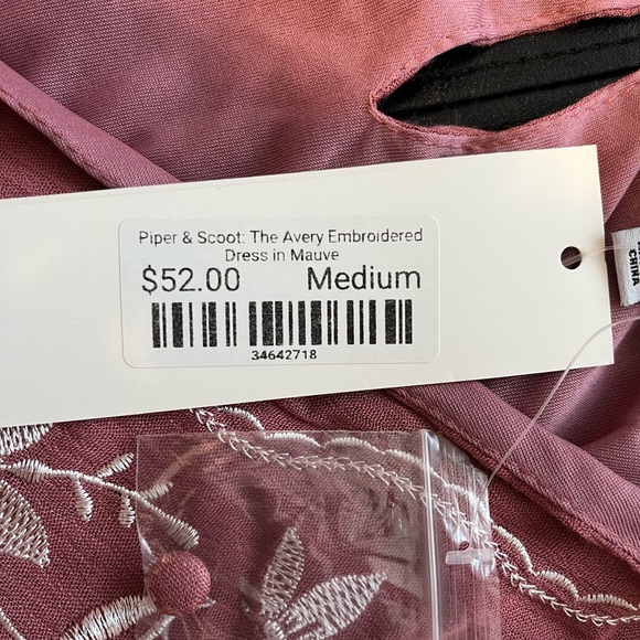 Piper & Scoot 3/4 Sleeve Mauve Embroidered Dress - Picture 4 of 9